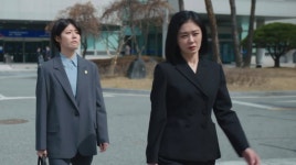여자들의 수트 본능을 깨우는, 장나라 ‘똑단발’ 태슬 컷과 ‘굿 파트너’ 패션
