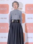 ‘파친코 시즌 2’ 방영 기념, 다시 보는 70대 패션 인플루언서 윤여정의 패션 세계