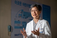 [단독] 강희경 서울의대 교수 비대위원장 “의협 회장 출마하겠다”