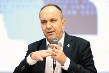 ‘쇼팽의 모든 것’ 책임지는 남자 “내년 콩쿠르 우승자, 곧바로 한국 공연”