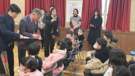 신입생 부족에...대구 군위군서 4개 초교 합동입학식 열렸다