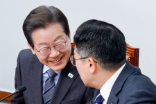 李 ‘선거법 위반’ 소송 서류 또 일주일째 수령안해… 대법, 특별송달 나서