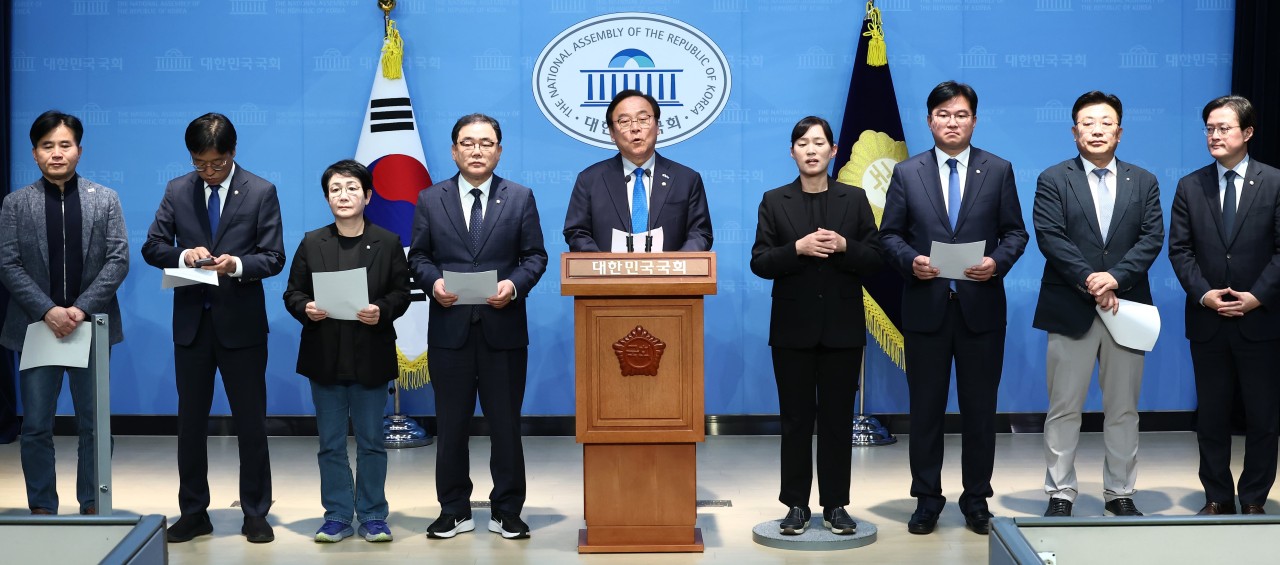 국회, 이완규·함상훈 헌법재판관 후보자 지명 철회 촉구 결의안 가결