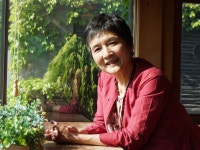 귀신 잡는 71세 태극권 할머니 “액션도 대역 없이 내가 찍었지”