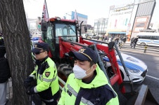 내일 전농 트랙터 상경 집회...금천·남태령 일대 교통 혼잡 예상우려