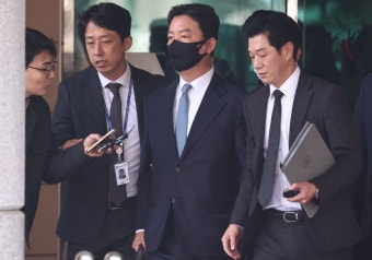 경찰, 대선 직후 김성훈 전 경호처 차장 재소환...비화폰 삭제 정황 조사