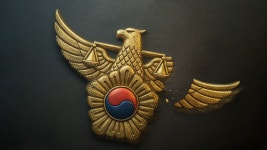 검경 수사권 조정 과시하며 “돈 주면 불기소, 검사보다 나을 것”…뇌물 女경찰 구속 기소