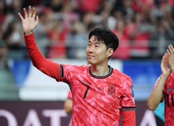 손흥민, 토트넘으로 복귀 준비…휴가 끝내고 런던행