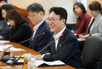국힘 “김민석, 현금 6억 재산 신고 누락”... 金 “다 소명 가능”