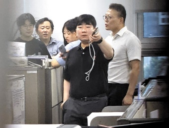 특검, 공천 개입 의혹 윤상현·김상민 압수수색