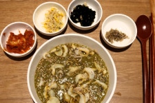 [김준의 맛과 섬] [250] 완도 신지도 전복 밥상