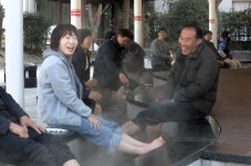 年 방문객 300만명 눈앞… 다시 끓는 부곡온천