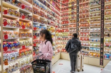 K푸드·러닝족·스포츠 팬덤… 편의점 특화 매장 잇따라