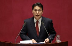 “개헌하려면 헌법 전문에 ‘건국·산업화·민주화’ 모두 포함시켜야”