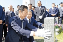 정청래의 마이웨이… 호남 찾고, 보완수사권 폐지 또 꺼내