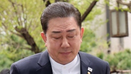 경찰, 비위 의혹 김병기 의원 구속영장 신청