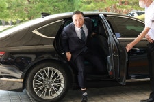 이정현 검찰총장 직무대행 “李 공소 취소, 진상조사단 결과 봐야”