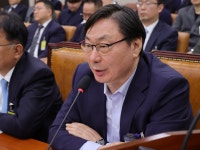 이화영 전 부지사 측 “가석방 해달라… 李에 화 많이 났다