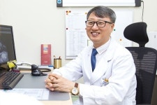 [PEOPLE]고려대 구로병원 암병원 설립한 서재홍 교수 | 접수부터 수술까지 일주일이면 끝