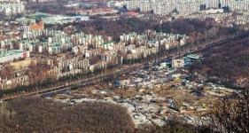 [TOPIC] 전면 수용·사용 방식 개발 확정한 구룡마을…토지주·거주민 반발은 여전히 걸림돌