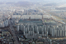 23억 찍었던 헬리오시티 13억 거래…단숨에 10억 폭락 ‘미스터리’