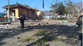 [속보]KF16전투기 포천 민가 오폭...폭탄 8발에 7명 중·경상