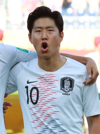 '애국가 열창+마르세유 턴 ' 이강인, 일본 집으로 보냈다