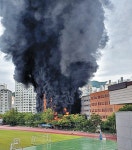 [사진] 서울 은명초 화재, 교사 2명이 참사 막았다