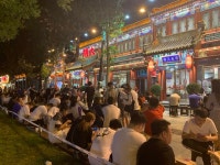 올빼미 식당·극장·서점…중국 ‘야간경제’로 트럼프 맞선다