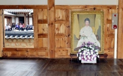 朴 죄는 밉지만 안쓰럽다···육영수 생가 마을 옥천의 한숨