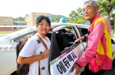 “멀고 멀던 학교 가는 길 즐거워졌죠” 전남 오지 등하교 도우미 ‘에듀택시’