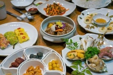 [일일오끼] 역시 평양냉면? 더 진하고 푸짐한 진주의 맛