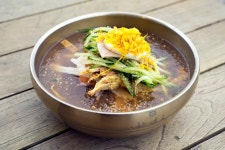 전주보다 고운 진주비빔밥, 평양보다 진한 진주냉면