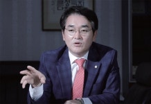 우석훈·박용진 경제로 평생 간 박정희 봐라586 경제 젬병
