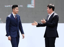 수퍼손 손흥민, 차붐의 121골 경신 재도전