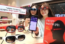 무게 88g에 기존 4분의1 값…안경처럼 쓰는 AR글래스 국내 상륙