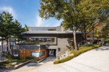 동네 공원의 카페 같은 도서관, 작지만 품격 있는 공공건축