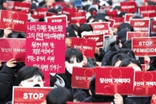 [권석천 논설위원이 간다] 수많은 구하라들, 지워달라는데…영상은 촬영자 소유물?