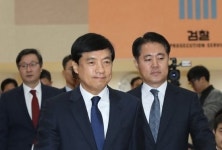 이성윤 취임 첫 일성 검찰권 행사 절제···靑입장과 똑같았다