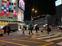 동대문의 밤이 조용해졌다…中원단 공급도 막혀 생산 스톱