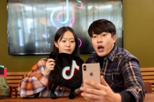 [소년중앙] 폰으로 찍고 편집하고 올리고…참 쉽죠, 내 개성 뿜뿜 영상 제작하기