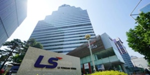 용산 오피스지구도 뚫렸다...LS타워 폐쇄, 아모레는 재택근무
