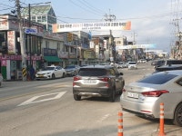 군인 보고 장사하는데…“하루 100명 찾던 PC방 1명도 안 와”