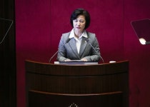 ‘탈검찰화’ 하자던 추미애…검찰개혁 준비단은 검사로 채웠다