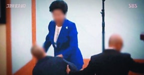 ‘타작마당’서 신도 감금 폭행 혐의 목사 징역 7년 확정