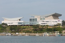 코로나로 통영국제음악제 26개 공연 전체 취소