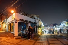 [백종현의 여기 어디?] 홍석천 이젠 포차거리 이태원 단밤 찾아 가보니