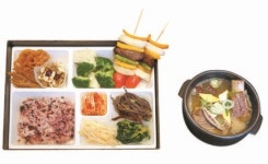 병원 밥만 생각하면 오산…집으로 배달오는 건강식 ‘케어푸드’의 변신