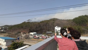 의성 산불, 진화율 2%로 확산 우려…대피 명령 발송