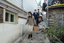 중앙그룹, 보육 사각 지대 감염 취약계층 아동에 응원 키트 전달